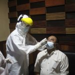 Operasi Bina Kusuma, Polres Lobar Operasi Tempat Hiburan Malam Senggigi Lakukan Swab Antigen