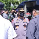 Didampingi Panglima TNI, Kapolri Tinjau Vaksinasi Massal di JIEXPO