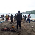Relokasi Pedagang dan Bersihkan Pantai, Unsur Pemerintah dan Masyarakat Kompak Gotong Royong