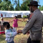 Trauma Healing, Strategi Polres Lobar Membuat Ceria Kembali Anak-Anak Korban Banjir Longsor