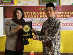 Kontra Radikal Divisi Humas Polri, Sambangi Ponpes di Lombok Barat