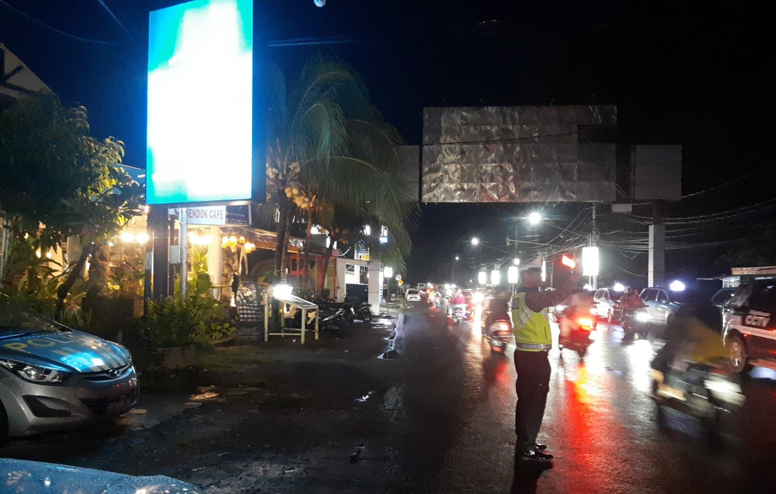 Pengamanan Jalur, Polsek Batulayar Menempatkan Personel di Beberapa Titik