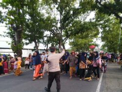 Pengamanan Kegiatan Nyongkolan di Kediri, Polsek Kediri Antisipasi Arus Lalulintas