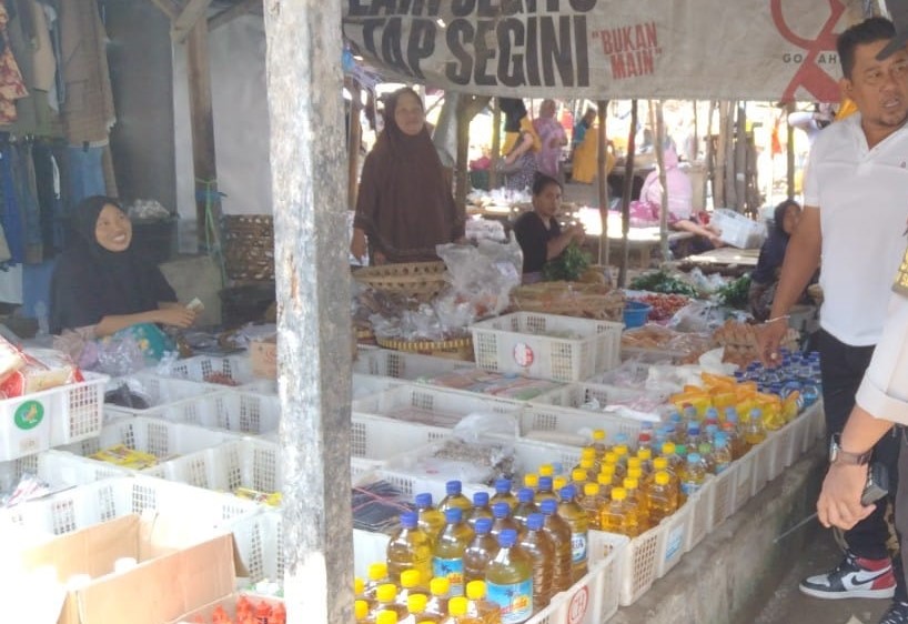 Harga Bahan Pokok di Sekotong Pada Bulan Ramadhan, Harga Minyak Goreng Alami Kenaikan