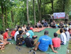 Dengarkan Curhatan Peternak di Tibu Lingkung, Dalam Jumat Curhat Kapolres Lombok Barat AKBP Bagus Nyoman Gede