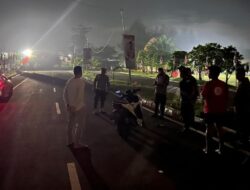 Patroli Dialogis Polsek Kediri, Sambangi Desa Lelede Antisipasi Gangguan Jelang Ramadhan