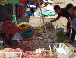 Pemantauan Perkembangan Stock dan Harga Kebutuhan Bahan Pokok di Sekotong