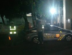 Polsek Kediri Lakukan Pengamanan Sholat Tarawih warga masyarakat di Masjid Prioritas