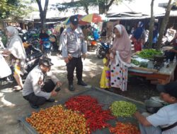 Polsek Labuapi Lakukan Pemantauan Ketersedian Stok Serta Harga Bahan Pokok di Pasar Tradisional