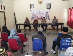 Polsek Batulayar Menyambangi Warga di Desa Bengkaung Kecamatan Batulayar