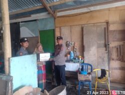 Polsek Kawasan Pelabuhan Lembar Gelar Kegiatan Bakti Sosial Penyerahan Bansos