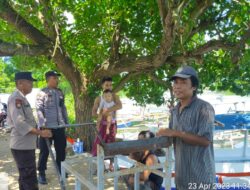 Polsek Lembar Menjaga Keamanan Ziarah ke Makam Keramat Dusun Cemara