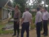 Polisi dan Dishub Lombok Barat Periksa Tiang Lampu Penerangan Jalan di Dusun Guli, Desa Mareje