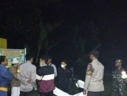 Polsek Batulayar Lakukan Patroli Rutin Mencegah Gangguan Kamtibmas, Libatkan Peragkat Desa Setempat