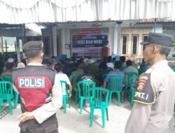 Polsek Gerung Gelar Pengamanan Kegiatan Penyampaian Visi dan Misi Calon Pilkades Desa Tempos di Lombok Barat, NTB