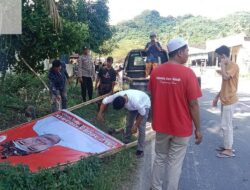 Polsek Sekotong Amankan Penertiban Alat Peraga Kampanye Menjelang Pemilihan Kepala Desa Serentak 2023