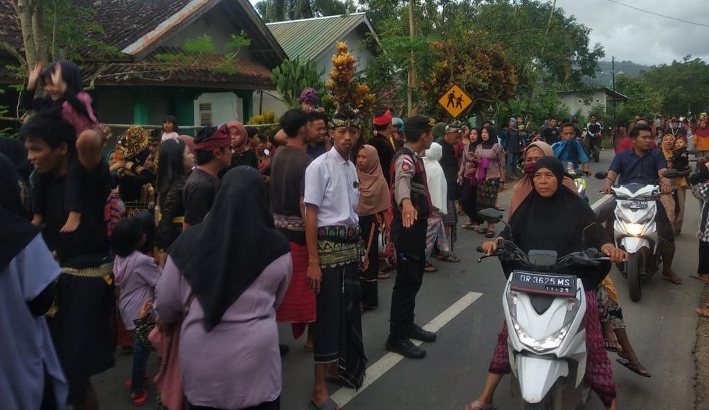 Polsek Sekotong Berhasil Mengamankan Kegiatan Tradisi Adat Nyongkolan di Lombok Barat dengan Baik dan Aman