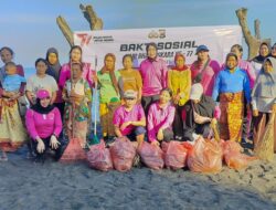 Bhayangkari Ranting Labuapi Gelar Kegiatan Bakti Sosial di Pantai Batas Senja II untuk Peringati Hari Bhayangkara ke-77