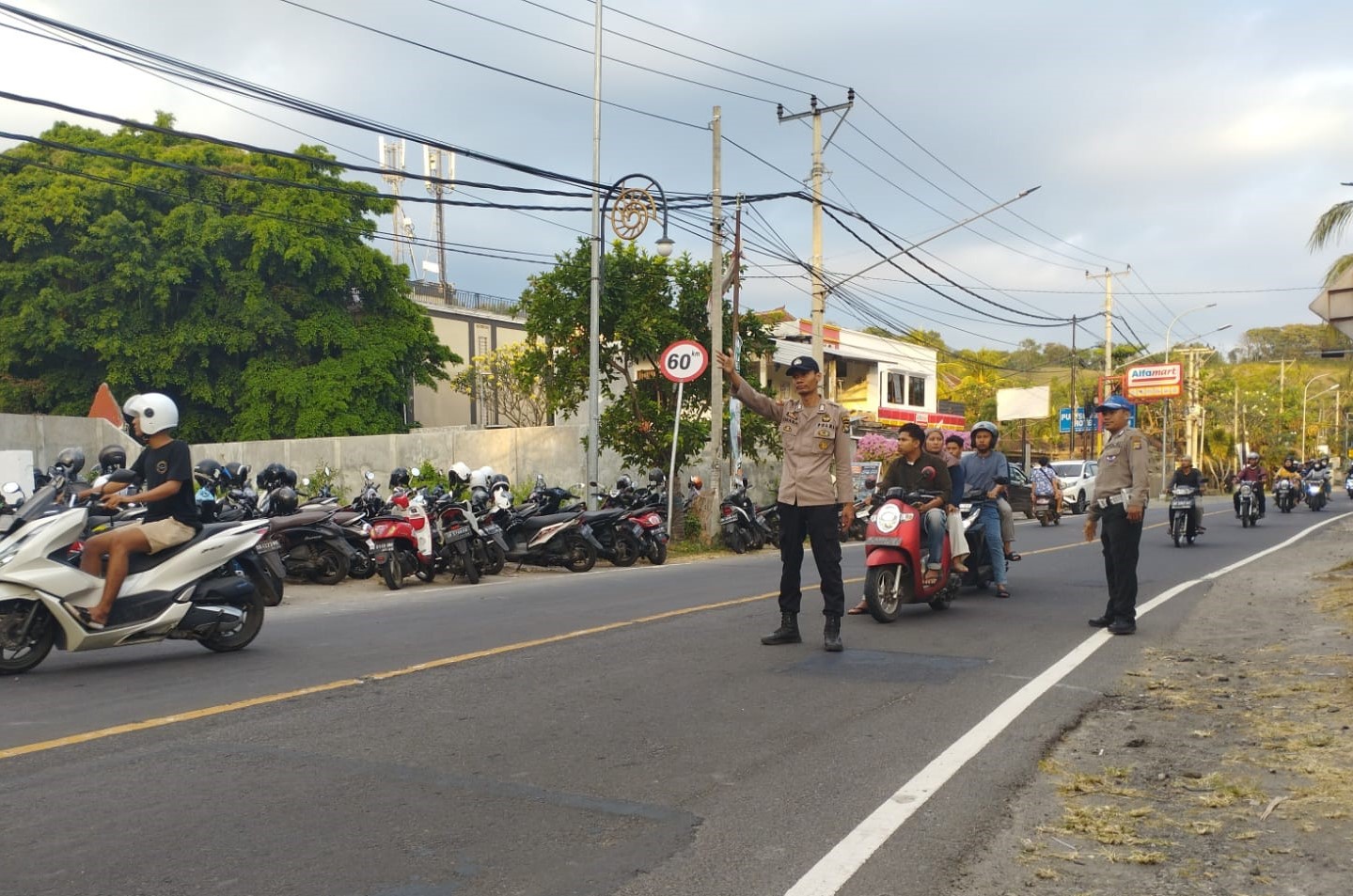 Polsek Batulayar Giatkan Patroli Rutin untuk Keamanan dan Ketertiban Masyarakat