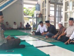 Silaturrahiim dan Binluh Sat Binmas Polres Lombok Barat di Masjid Ataqwa Bagek Polak