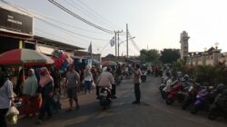 Pengaturan Arus Lalu Lintas di Pasar Sore Paok Kambut, Polsek Labuapi Beri Himbauan kepada Juru Parkir