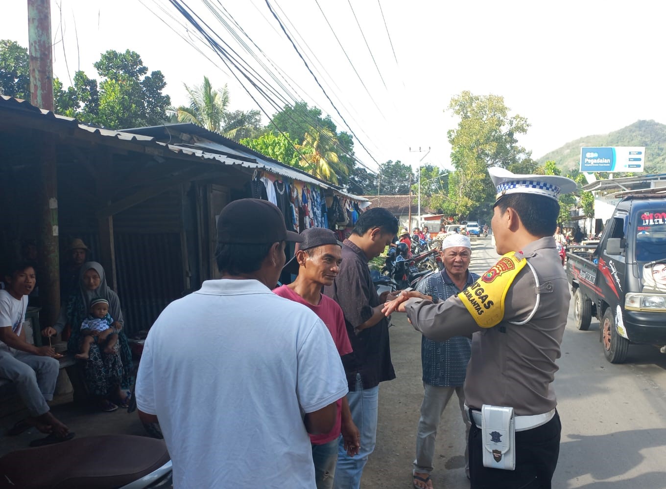 Polres Lombok Barat Berhasil Gelar Operasi Patuh Rinjani 2023 di Pertigaan Pasar Sekotong