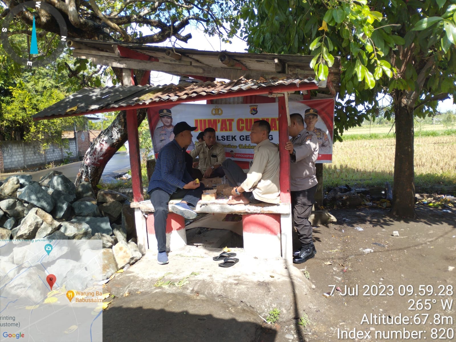 Polsek Gerung Gelar Program Jumat Curhat untuk Membangun Komunikasi dengan Masyarakat Desa Babussalam