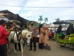 Sat Binmas Polres Lombok Barat Mempererat Hubungan dengan Komunitas Cidomo di Pasar Segenter Lembar Melalui Kegiatan Silahturahmi dan Bintek