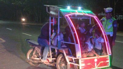 Sat Lantas Polres Lombok Barat Patroli Malam, Cegah Balap Liar dan Kejahatan