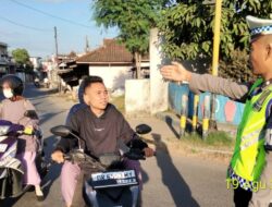 Sinergi Polri dan Dishub Lombok Barat Atasi Kemacetan dengan Metode Strong Point