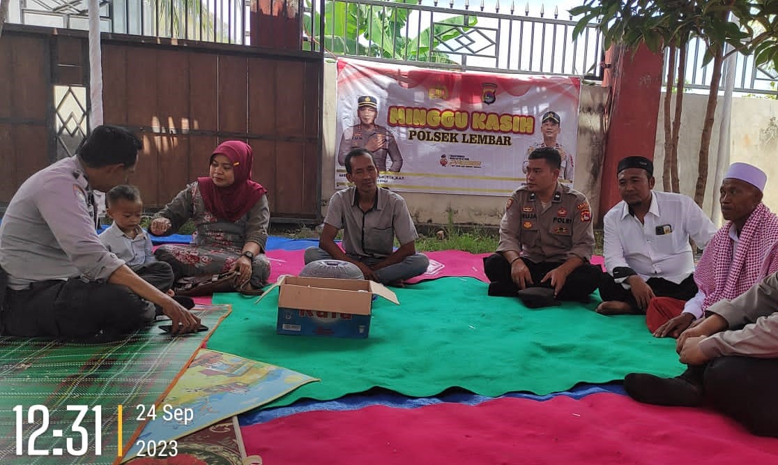 Polsek Lembar Peduli Masyarakat, Lakukan Program Minggu Kasih di Wilayah Hukumnya