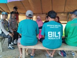 Polsek Kuripan Gelar Jumat Curhat Bersama Petugas Kebersihan Taman