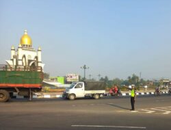 Polres Lombok Barat Amankan Lalu Lintas di Jalan Bypass Gerung Jelang Pemilu 2024