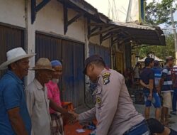 Polres Lombok Barat Sosialisasi Pemilu 2024 ke Pedagang Burung dan Buruh Panggul Pasar Gerung