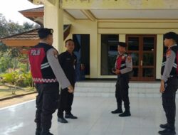 Polisi Patroli Kantor DPRD Lombok Barat Antisipasi Gangguan Kamtibmas Pemilu 2024