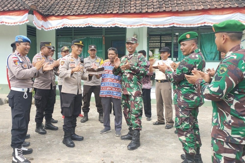 Sinergitas TNI-POLRI Makin Akrab