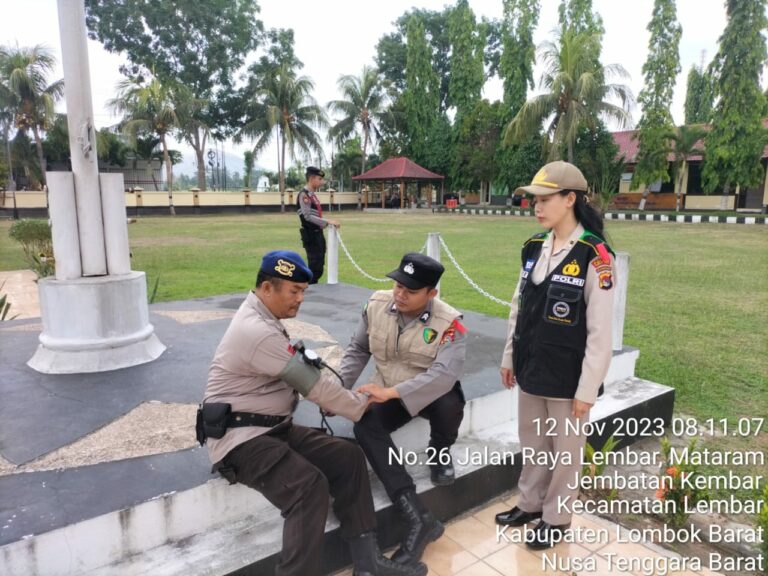 Personel Polres Lombok Barat Jalani Pemeriksaan Kesehatan Jelang Pemilu 2024