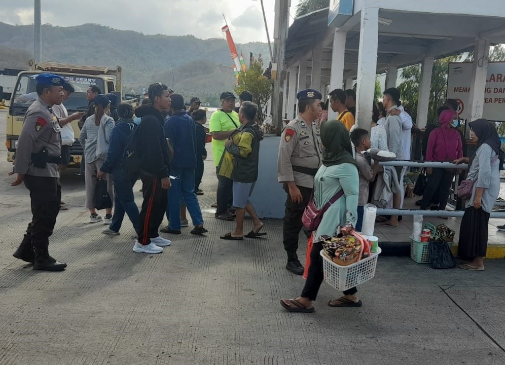 Polres Lombok Barat Siaga Amankan Pemilu 2024, Satgas Ban Ops Gelar Berbagai Kegiatan