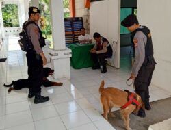 Polres Lombok Barat Terjunkan K-9 Sterilisasi Kantor Bawaslu Lombok Barat Jelang Pemilu 2024