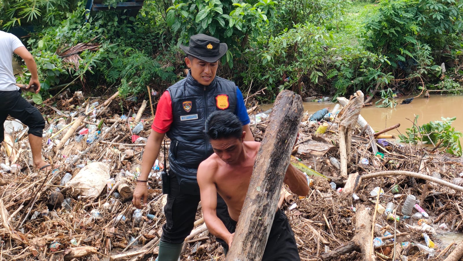 Banjir Melanda 4 Desa di Kecamatan Sekotong Lombok Barat