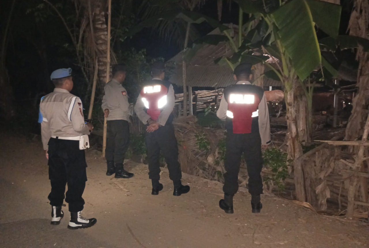 Kapolsek Sekotong Pimpin Patroli KRYD Antisipasi 3C dan Gangguan Kamtibmas