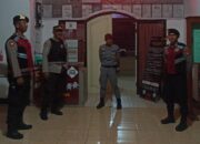 Polres Lombok Barat Gelar Patroli Amankan Kantor KPU Menjelang Pemilu 2024