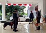 Polisi Sterilisasi Kantor KPU Lombok Barat Guna Antisipasi Gangguan Kamtibmas