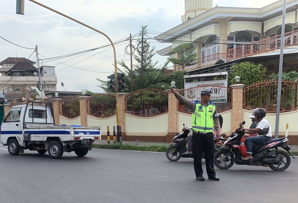 Satgas Kamseltibcarlantas Polres Lombok Barat Gelar Gatur dan Patroli Jelang Pemilu Serentak 2024