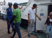 Polair Polres Lombok Barat Patroli dan Edukasi di Pelabuhan Senggigi