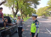 Patroli Sat Lantas Polres Lombok Barat Ciptakan Kamseltibcarlantas Kondusif Jelang Idul Fitri