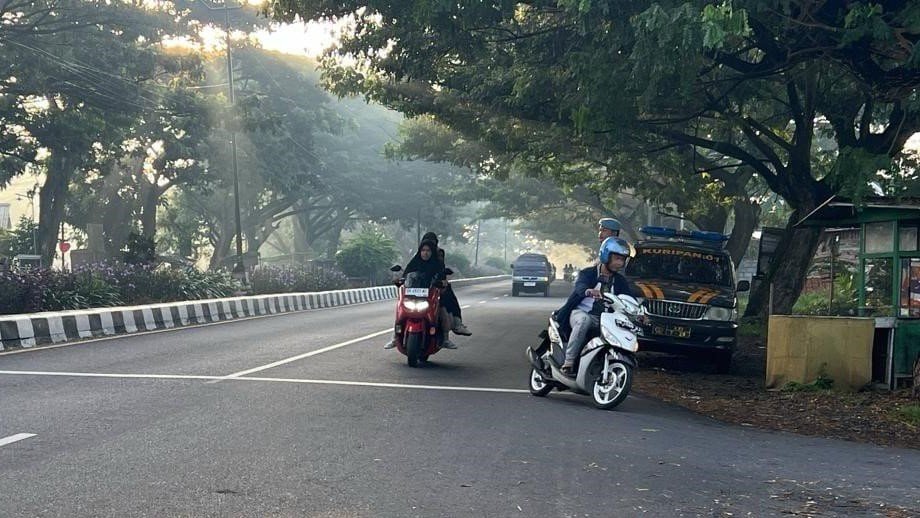 Polsek Kuripan Gelar Rawan Pagi di Dua Titik Strategis