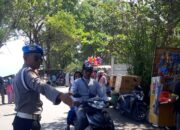 Patroli di Makam Keramat Makam Nilam, Polsek Labuapi Jaga Keamanan Ziarah