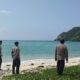 Polisi Patroli Dialogis di Pulau Sepatang, Imbau Warga Waspada Cuaca dan Orang Mencurigakan