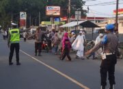 Takbir Menggema di Labuapi, Ribuan Jemaah Sholat Idul Fitri dengan Khusyuk
